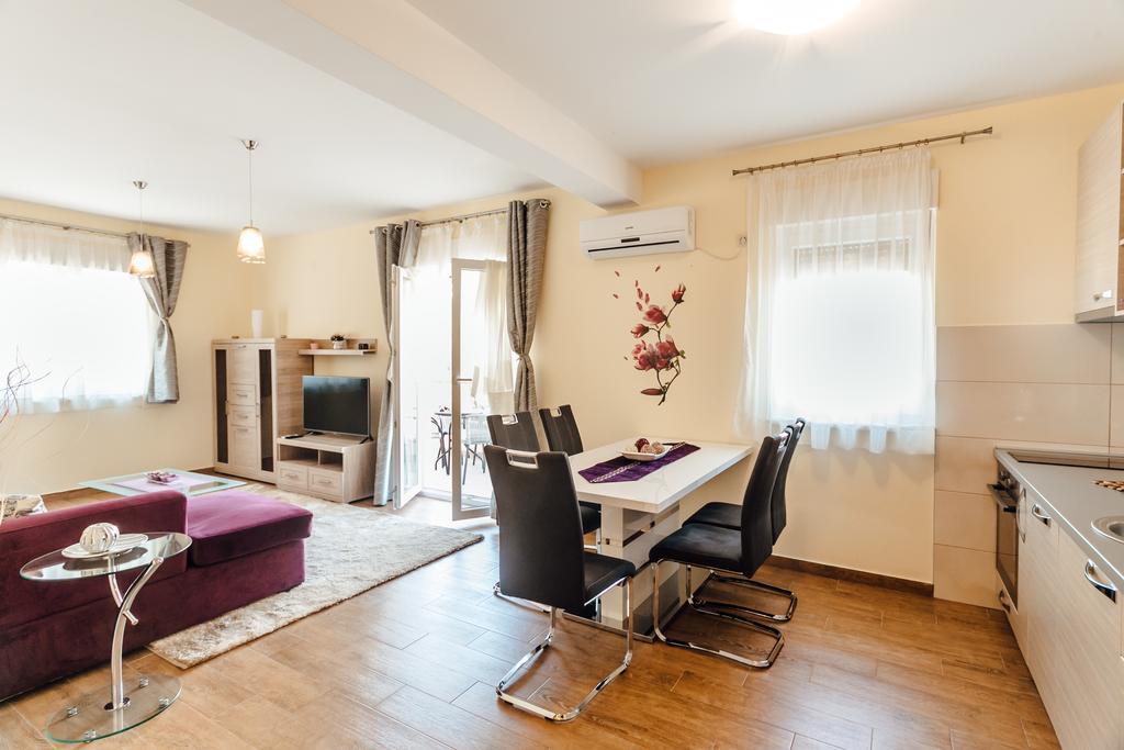 Apartments Rivijera Herceg Novi Extérieur photo