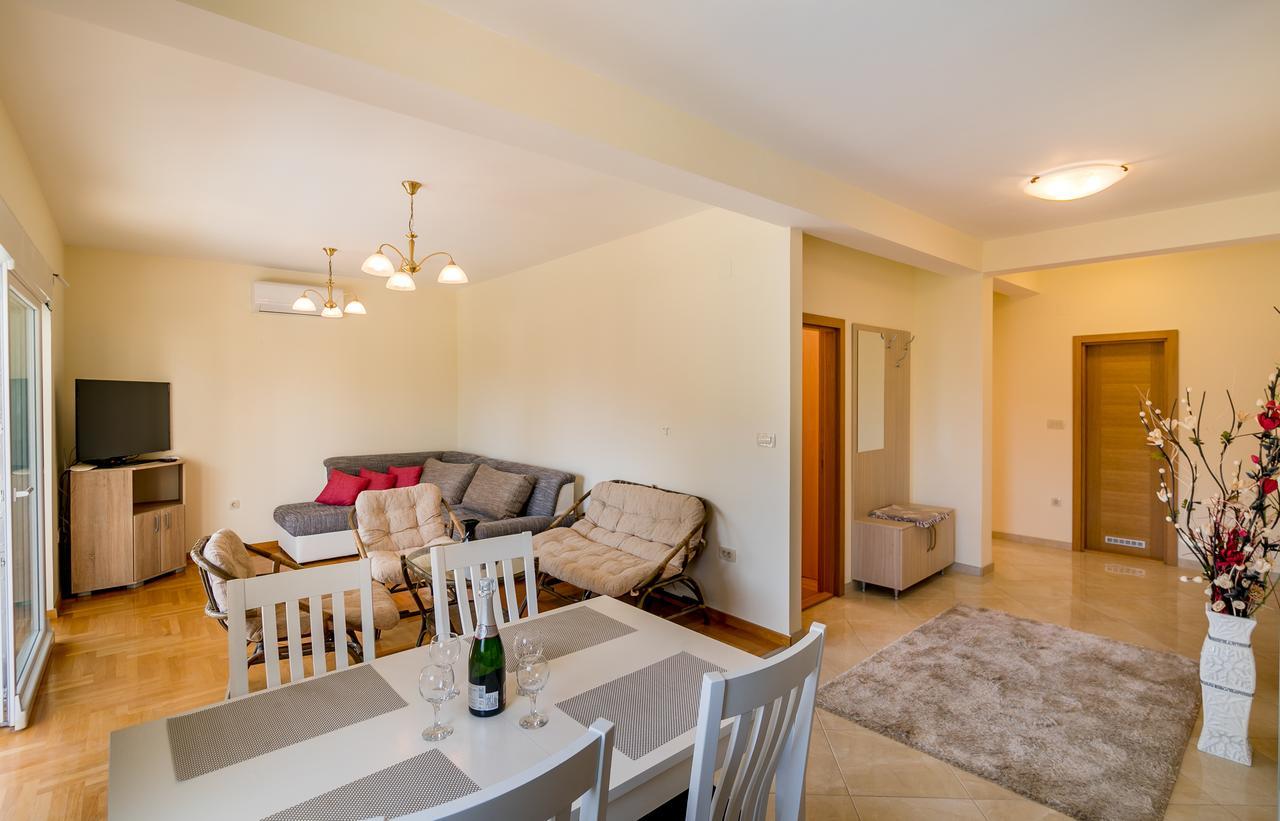 Apartments Rivijera Herceg Novi Extérieur photo